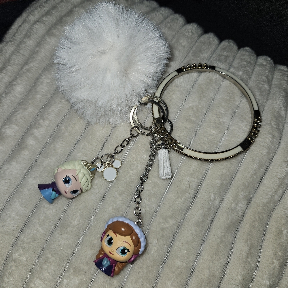 Handmade Disney Dorrable Frizen Bangel Heychain with‎ vintage jewelry